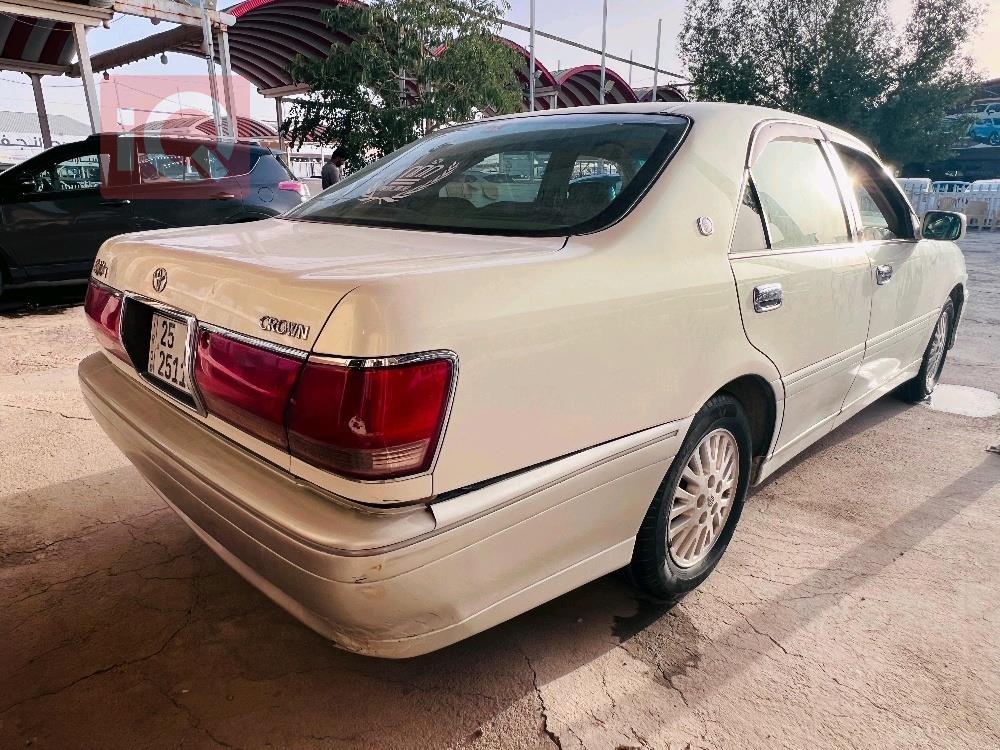 تويوتا كراون